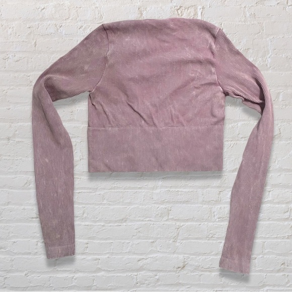 Urban Outfitters BDG Ribbed V-Neck Long Sleeve Shirt - Picture 3 of 3